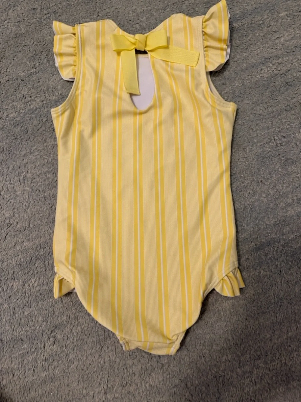 Minnow, 4 one piece bathing suit set, size: 3/4, excellent condition - Picture 6 of 14